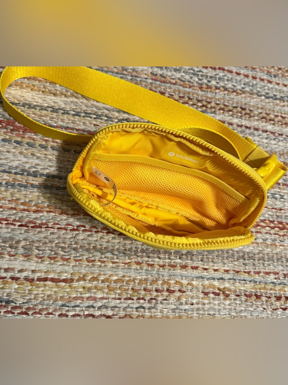 lululemon athletica Yellow 1L Belt Bag - Picture 2 of 3